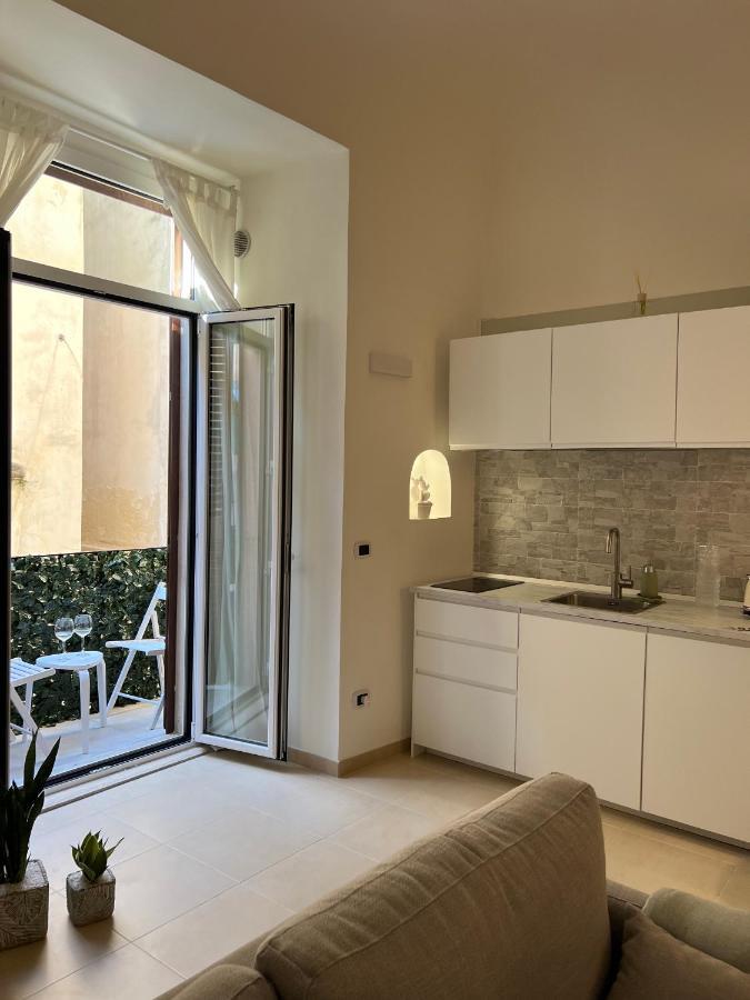 Com A Cas - Feel At Home In The Old Town Bari Eksteriør billede
